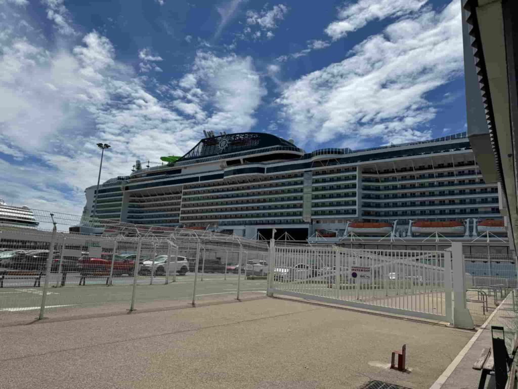 MSCグランディオーザ