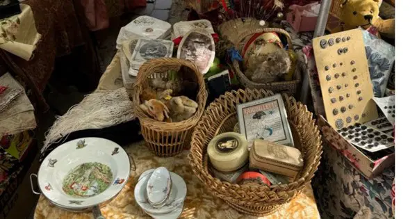 保存版】パリの蚤の市おすすめガイド2026｜三大蚤の市＋在住者が通う