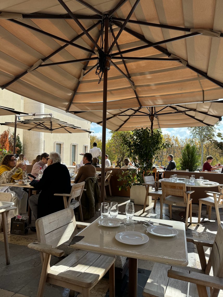 パリ市立近代美術館併設レストラン